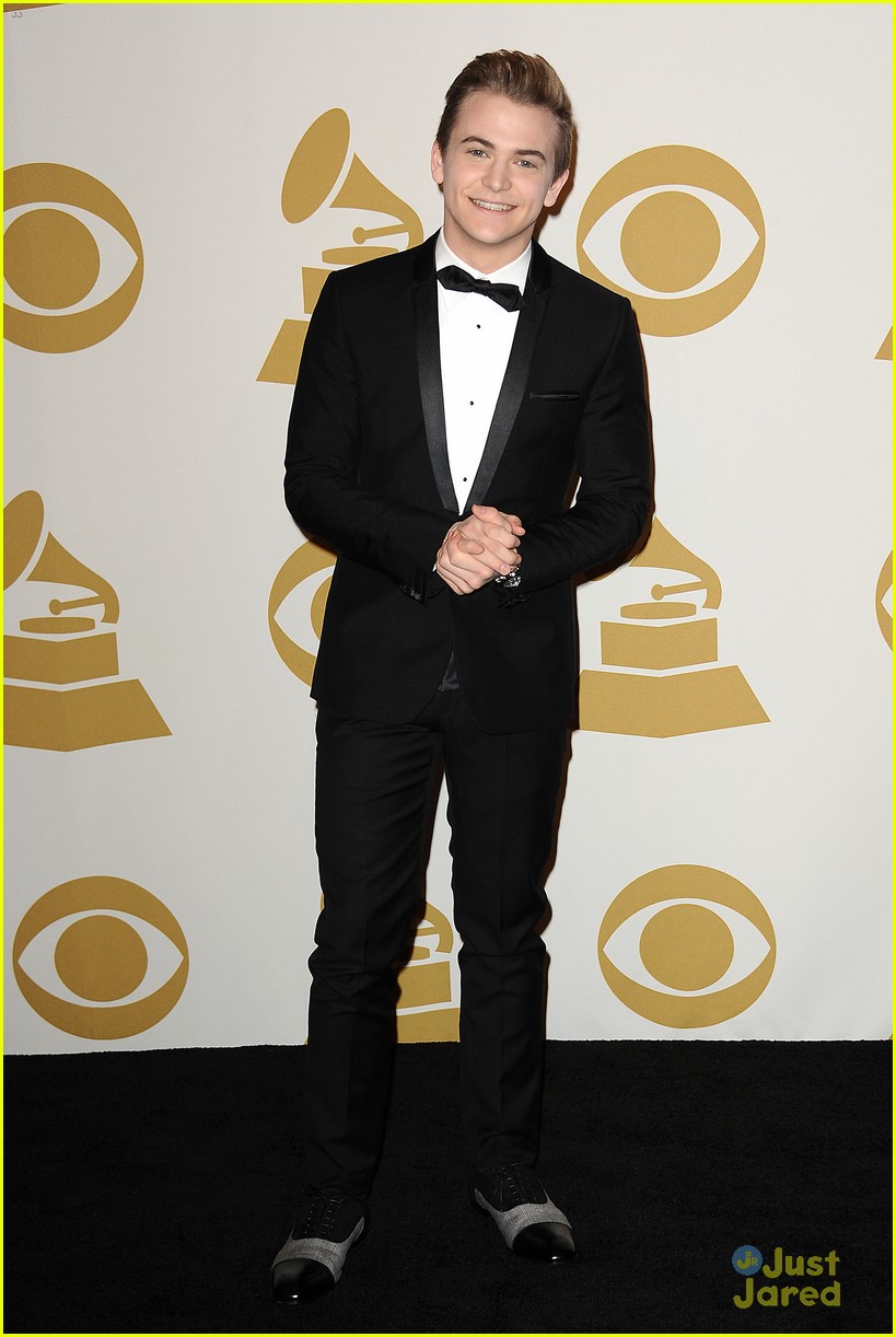 JJJ Valentine's Day: What Does Hunter Hayes Have Planned with Libby ...