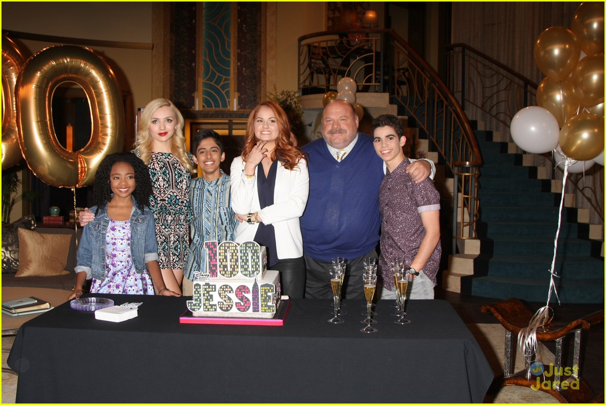 Debby Ryan And Peyton List Celebrate 100 Episodes Of Jessie Photo 774880 Photo Gallery 