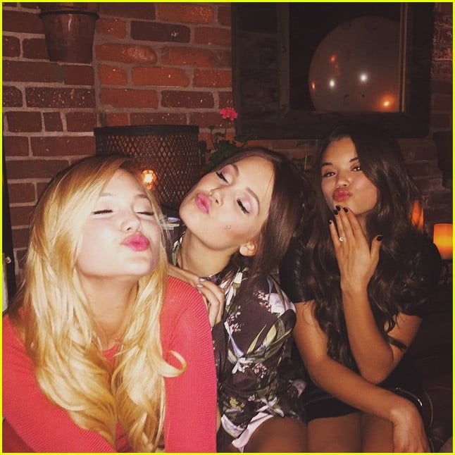 Kelli Berglund Gets Surprise 19th Birthday Party See The Pics Photo 774343 Photo Gallery