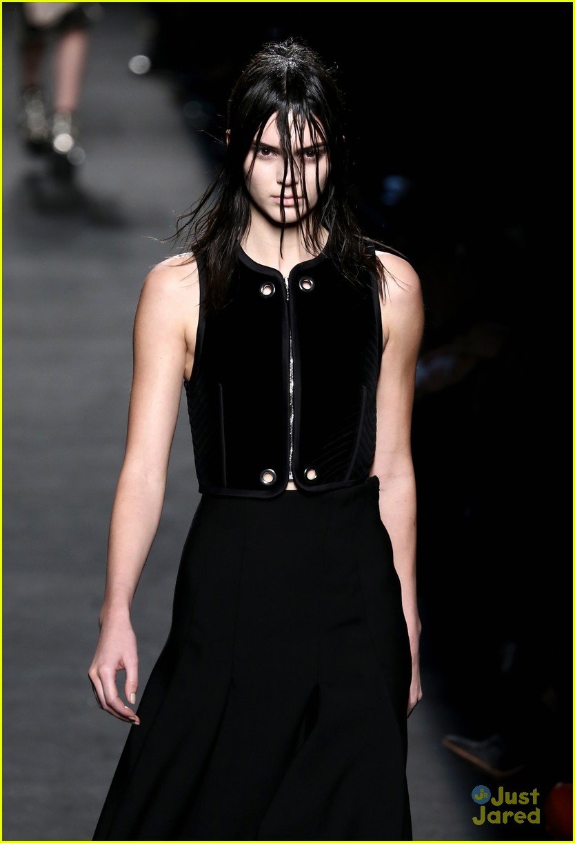 Kendall Jenner Sports Wet Hair in Her Face During Alexander Wang ...