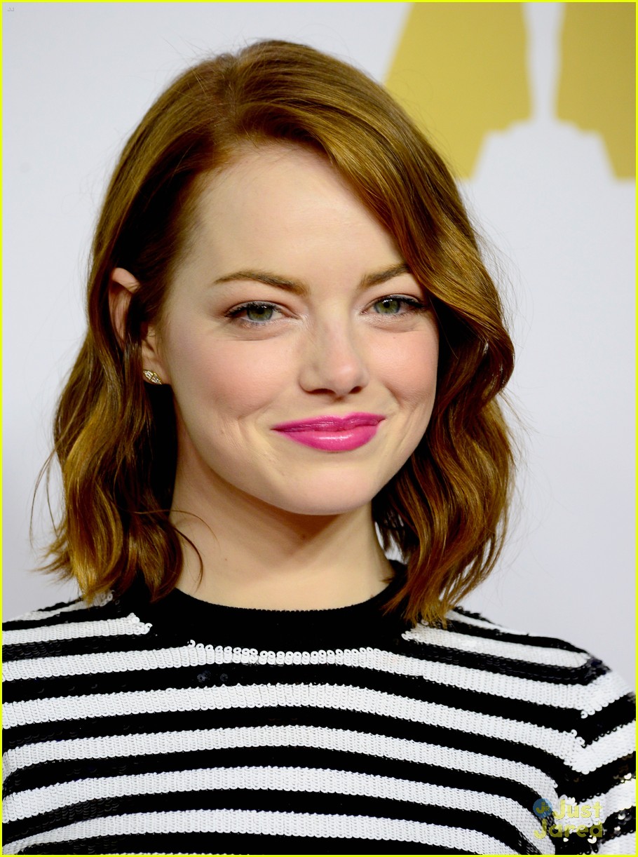 Emma Stone Mixes Her Prints at the Oscars Luncheon 2015 | Photo 770139 ...