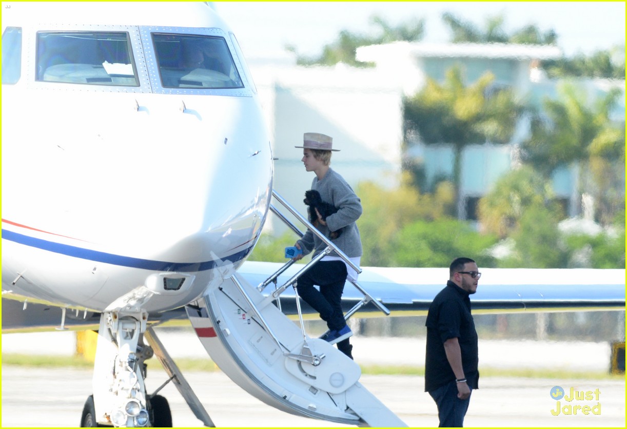 Inside Justin Biebers Private Jet