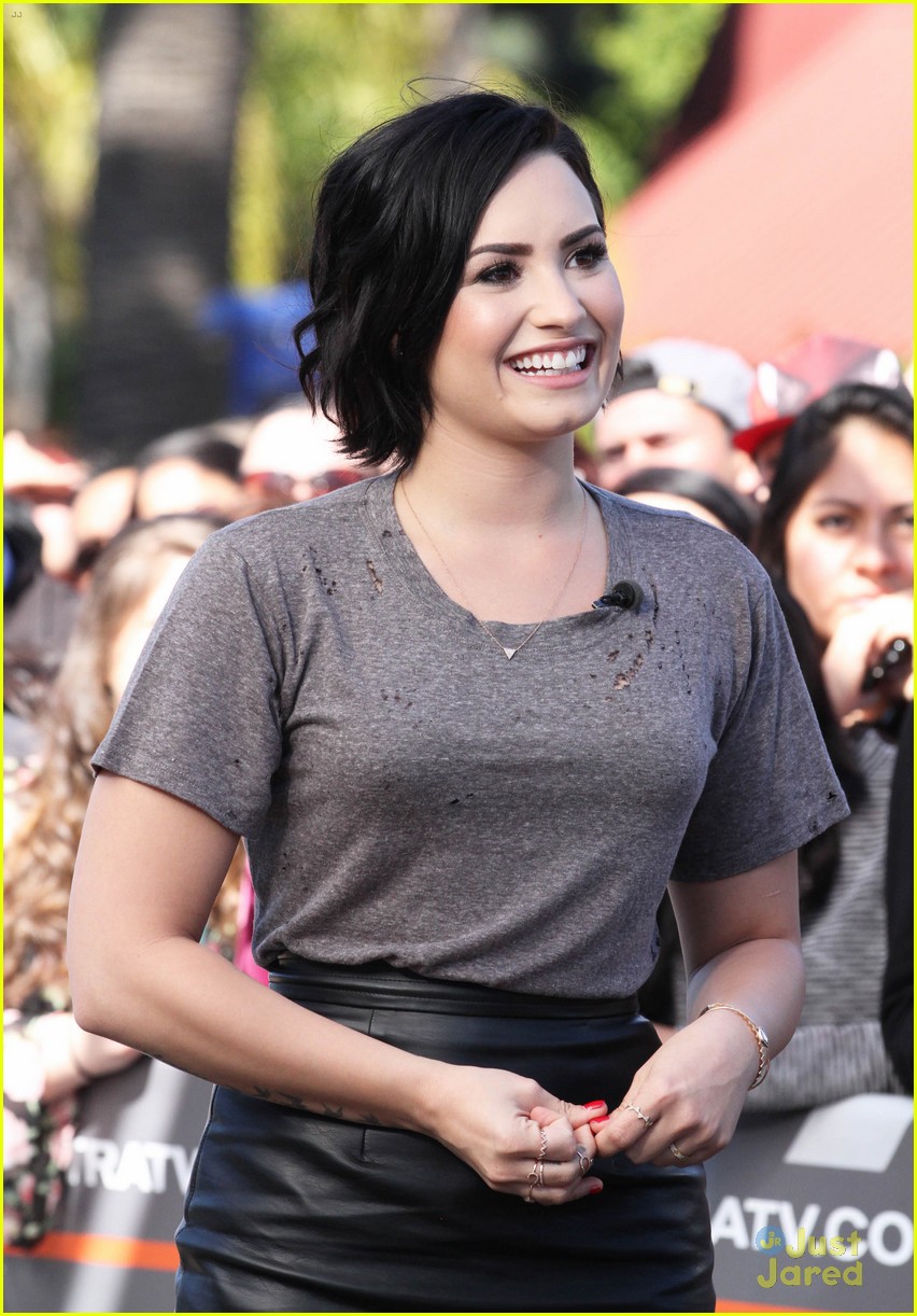 Demi Lovato Says Don't Live With Regrets! | Photo 782071 - Photo ...