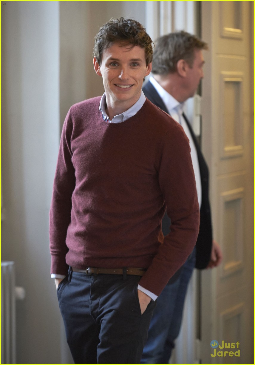 eddie redmayne danish girl denmark photo call 20
