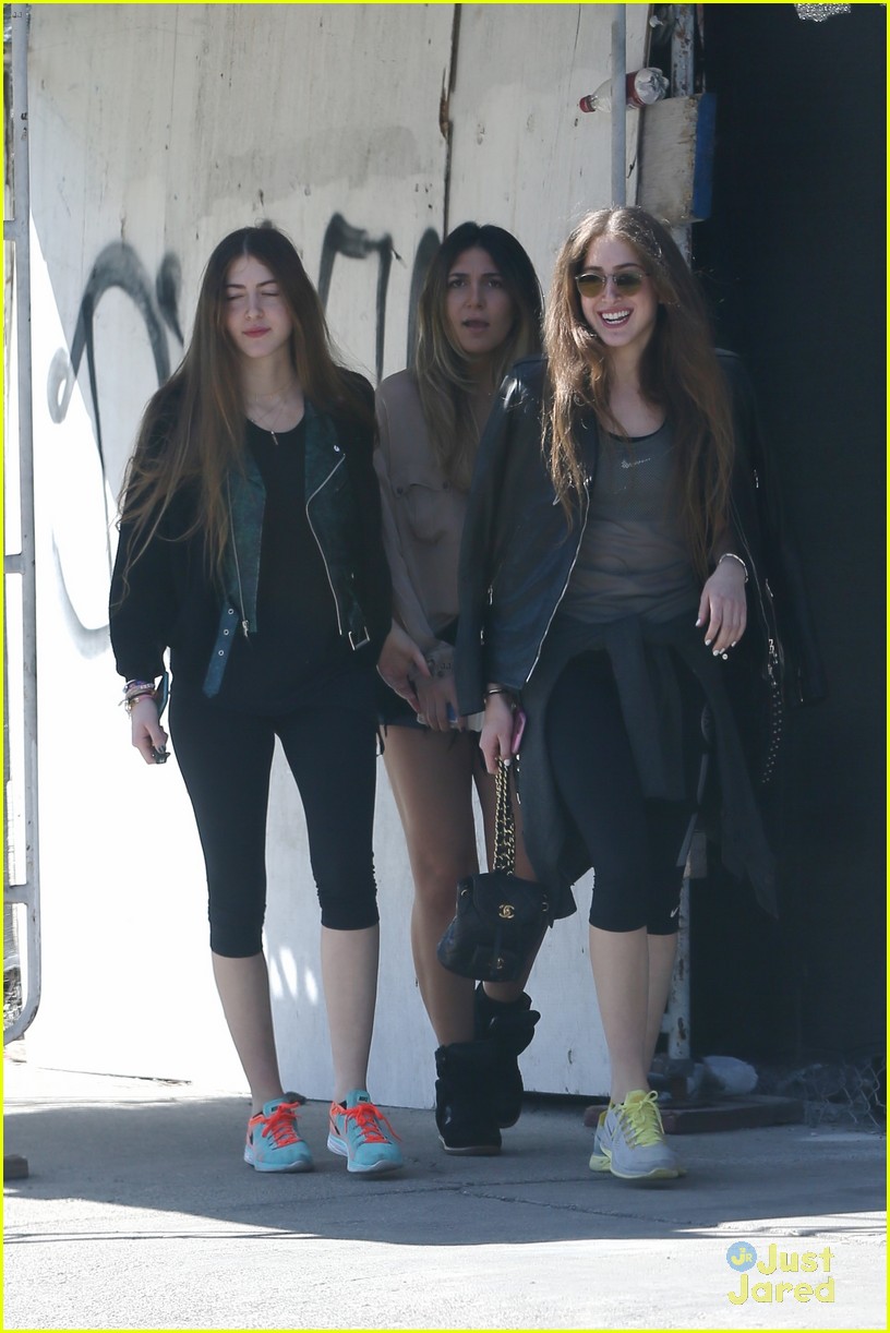 este haim birthday taylor swift 13