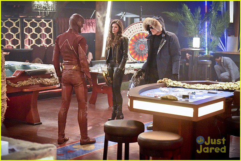 Full Sized Photo of peyton list the flash rogue time stills 22 Peyton List Makes Her Debut on Full Sized Photo of peyton list the flash rogue time stills 22 Peyton List Makes Her Debut on