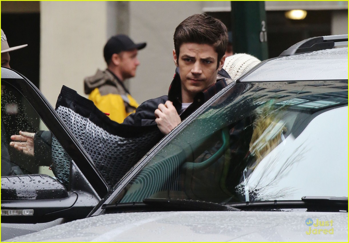 Full Sized Photo Of Grant Gustin Rick Cosnett Flash Set Silly 20