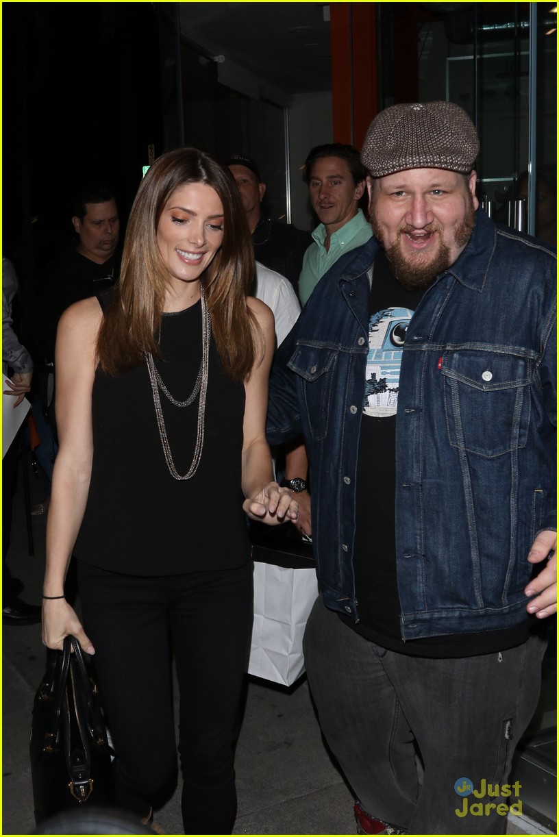 ashley greene super sweet toy drive stephen bday 08