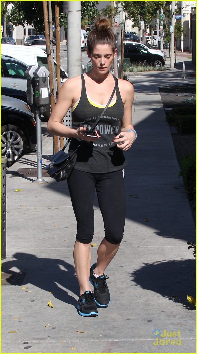 ashley greene super sweet toy drive stephen bday 14