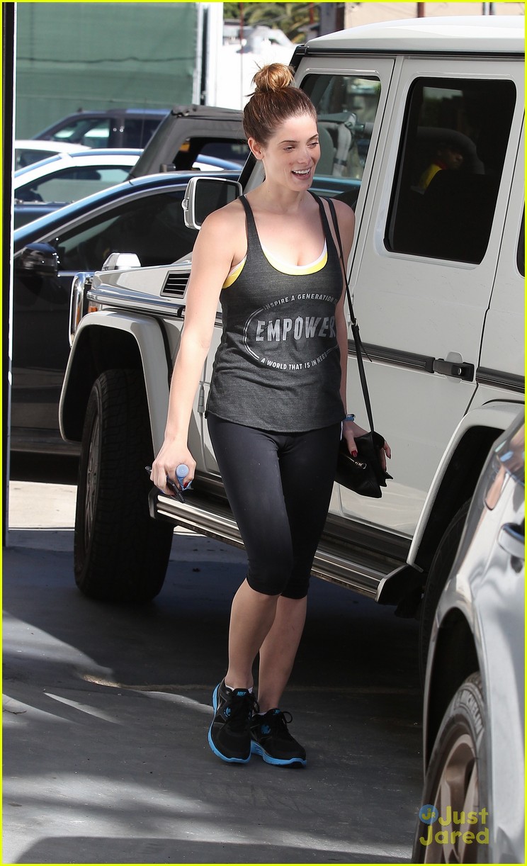 ashley greene super sweet toy drive stephen bday 17