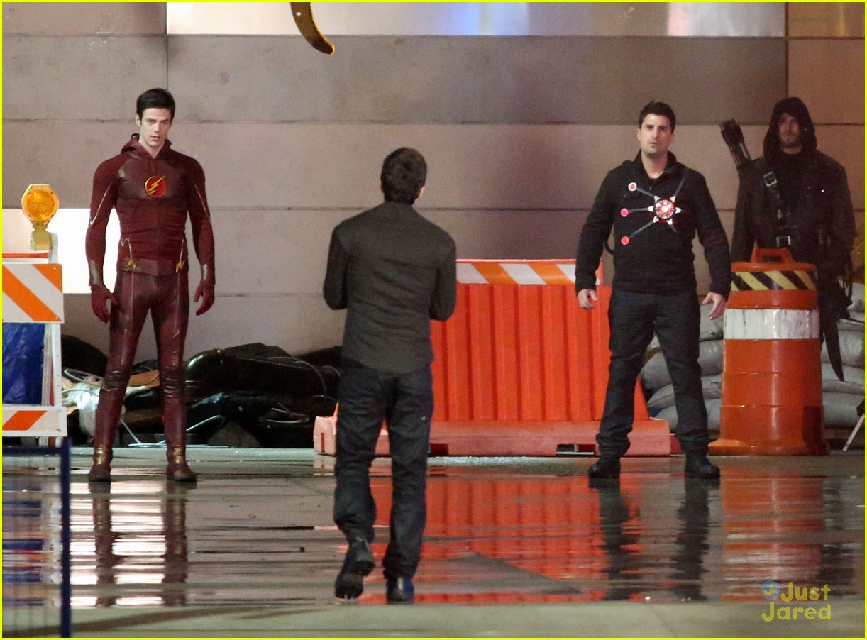 Full Sized Photo of grant gustins flash fights reverse flash photos 12 ...