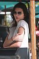 kendall jenner lunches with a mystery guy 05