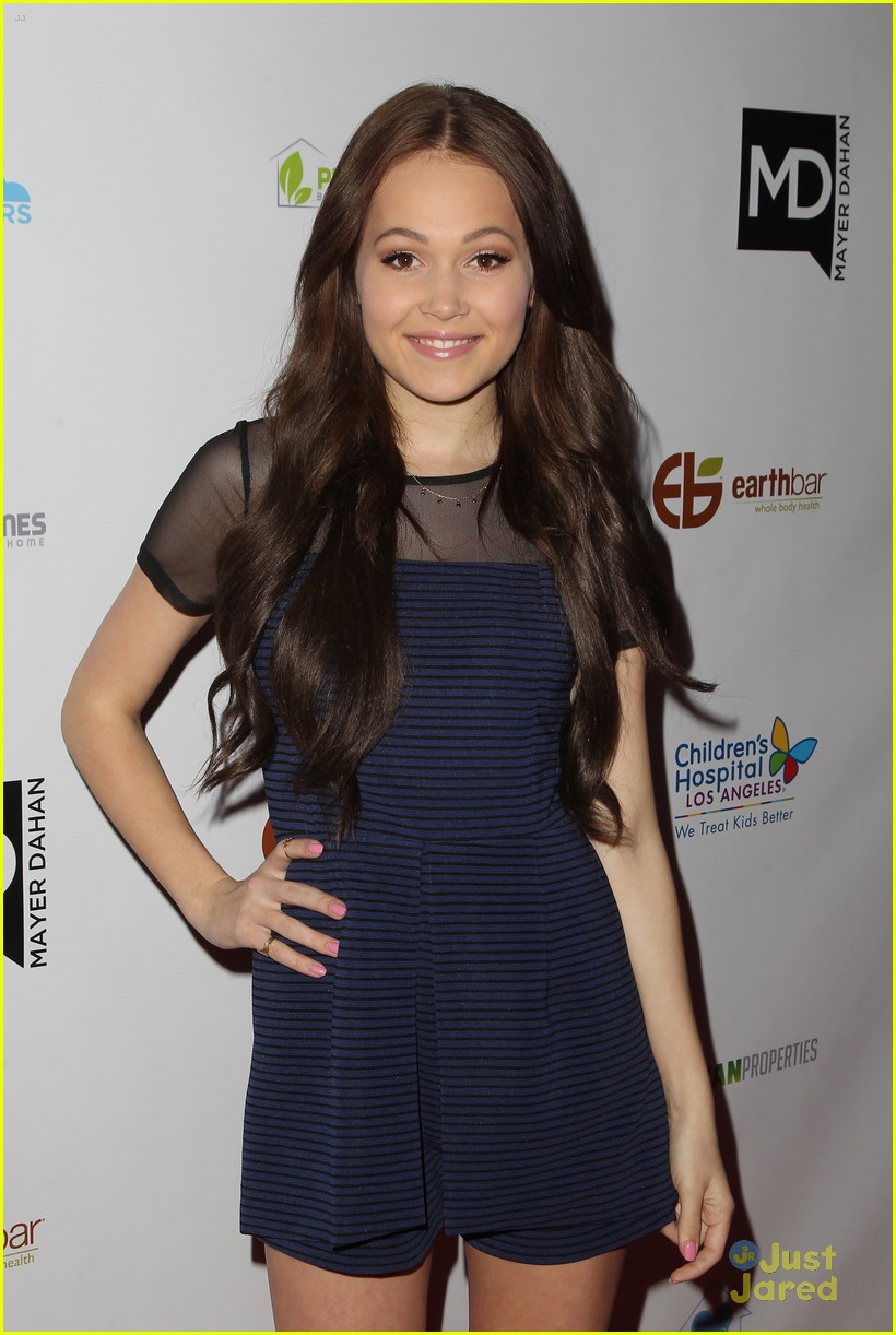 Kelli Berglund Steps Out For Brighter Future For Children Gala | Photo