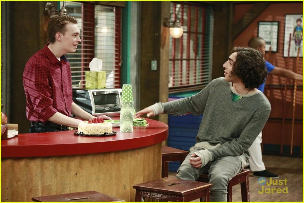 The &lsquo;Kickin It&rsquo; Cast Say Their Goodbyes In New Featuette - Watch Here