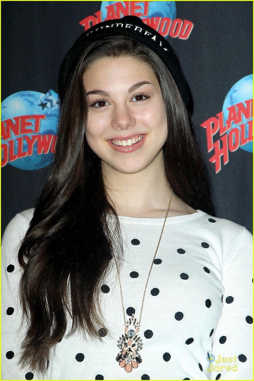 Kira Kosarin Celebrates 'Thundermans' Renewal at Planet Hollywood ...