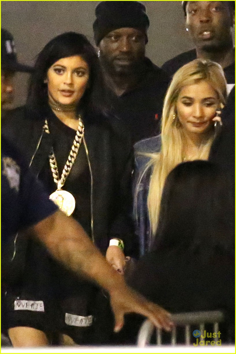 Kylie Jenner Supports Tyga's Concert with Khloe Kardashian | Photo ...