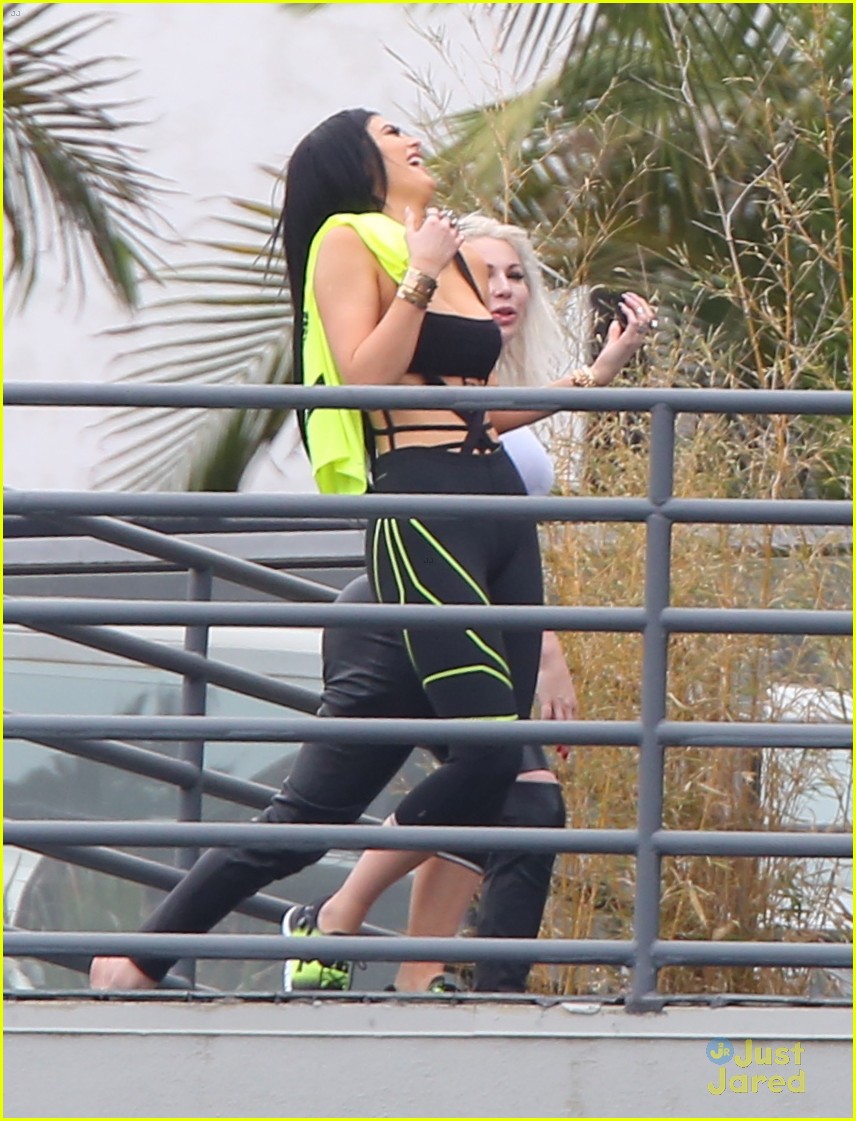 Kylie Jenner Poses For Super Sexy Bikini Shoot Photo 788174 Photo 