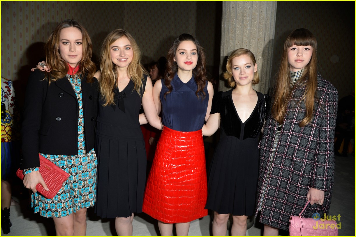 Full Sized Photo of brie larson imogen poots miu miu show 02 | Brie