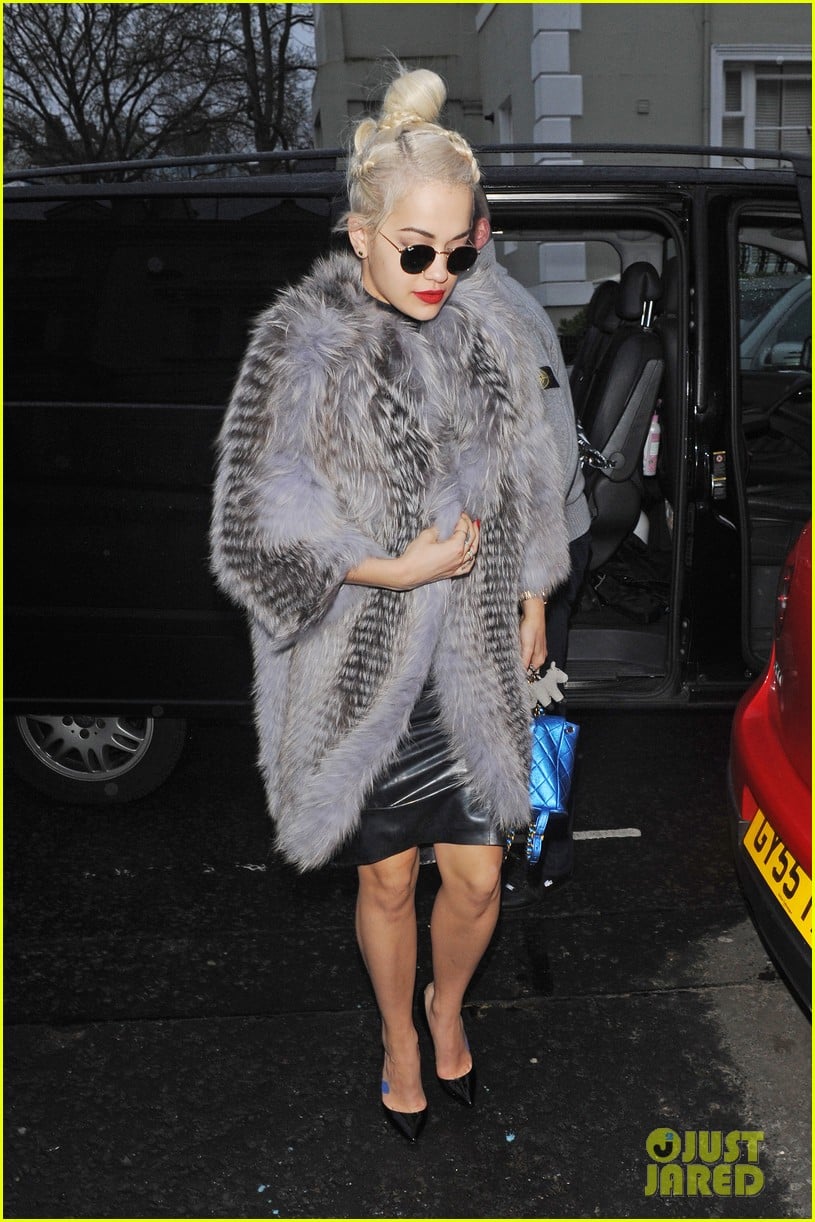 Full Sized Photo of rita ora race to erase ms performer exclusive 10 ...