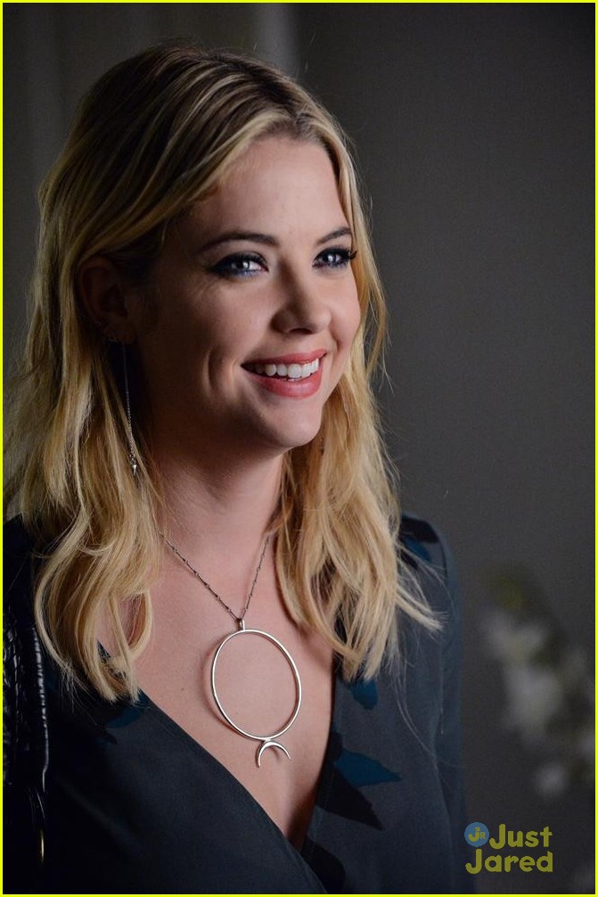 Full Sized Photo Of Hanna Jail Pretty Little Liars Photos 01 Hanna May Be Going To Jail On