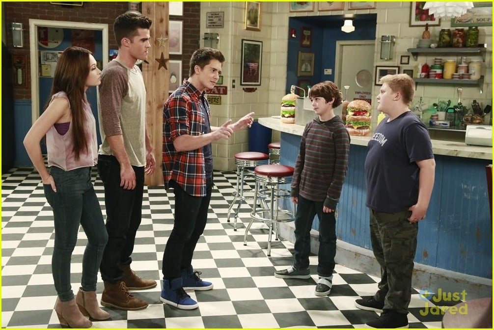 Oops! Adam, Bree & Chase Leave Some 'Lab Rats' Behind! Photo 790774