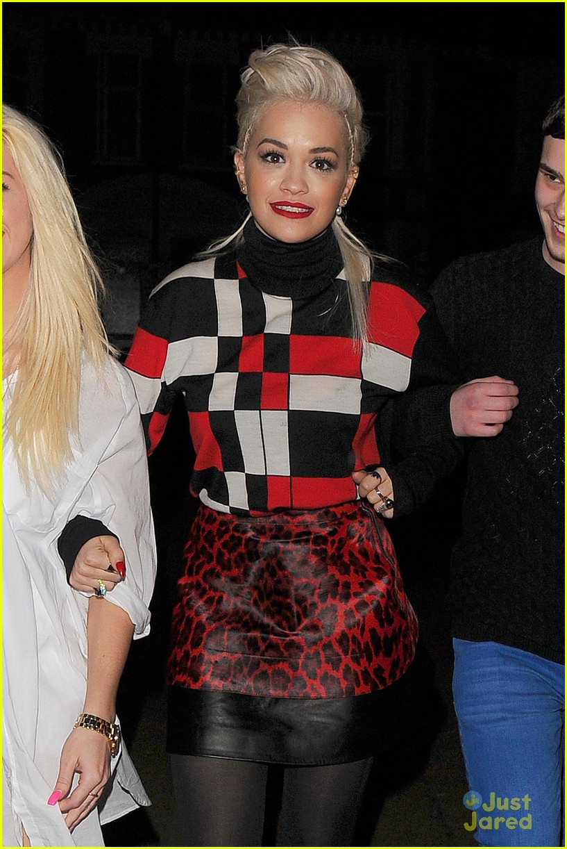Rita Ora Goes Braless In A Sheer Top As She Shares Stunning Snaps My Xxx Hot Girl 5907