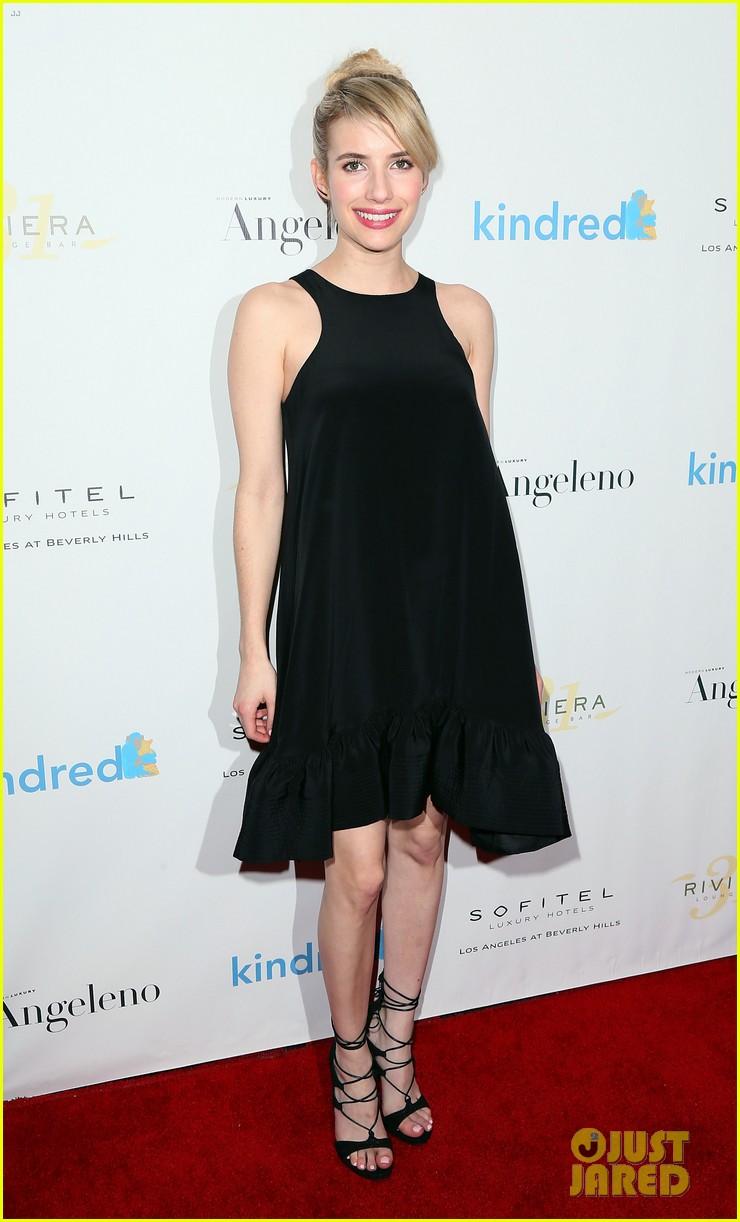 emma roberts jenna ushkowitz sarah hyland make it a special night 18