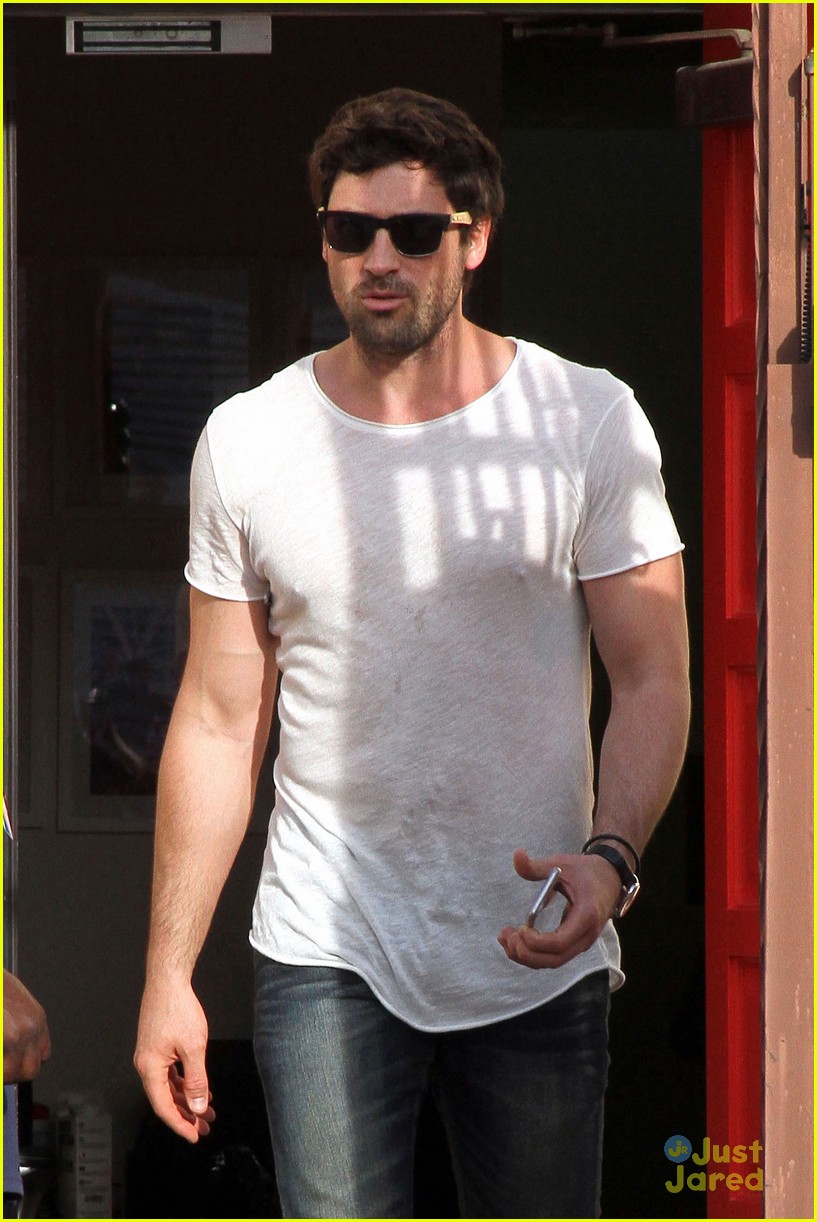 Rumer Willis & Val Chmerkovskiy Get Visits From Siblings Scout Willis