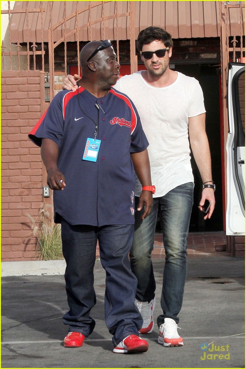 Rumer Willis & Val Chmerkovskiy Get Visits From Siblings Scout Willis