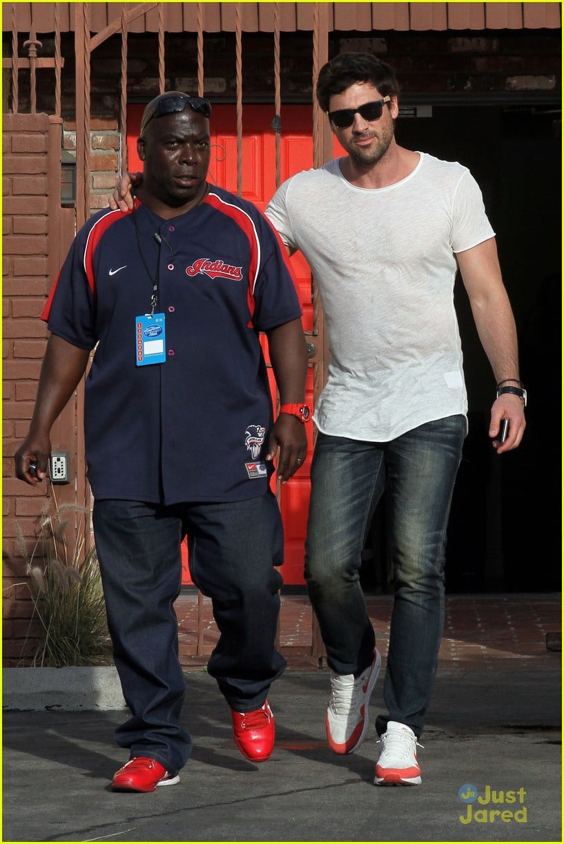 Rumer Willis & Val Chmerkovskiy Get Visits From Siblings Scout Willis