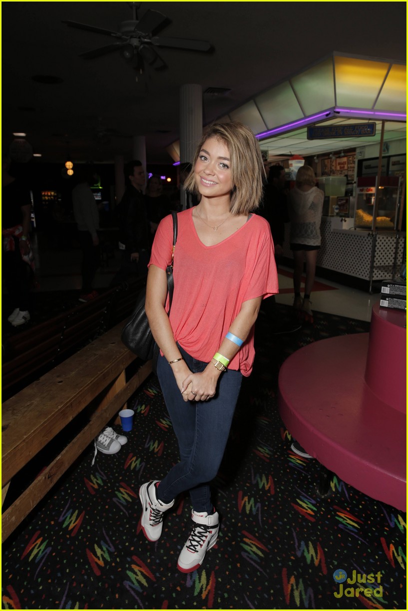 sarah hyland dominic sherwood just jared throwback thursday party 16