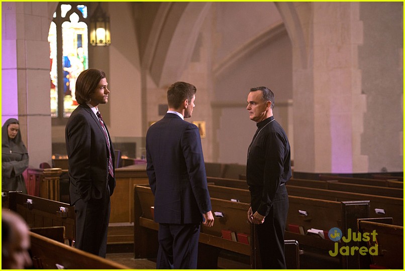 'Supernatural's Sam & Dean Investigate Suicides On Tonight's Ep See