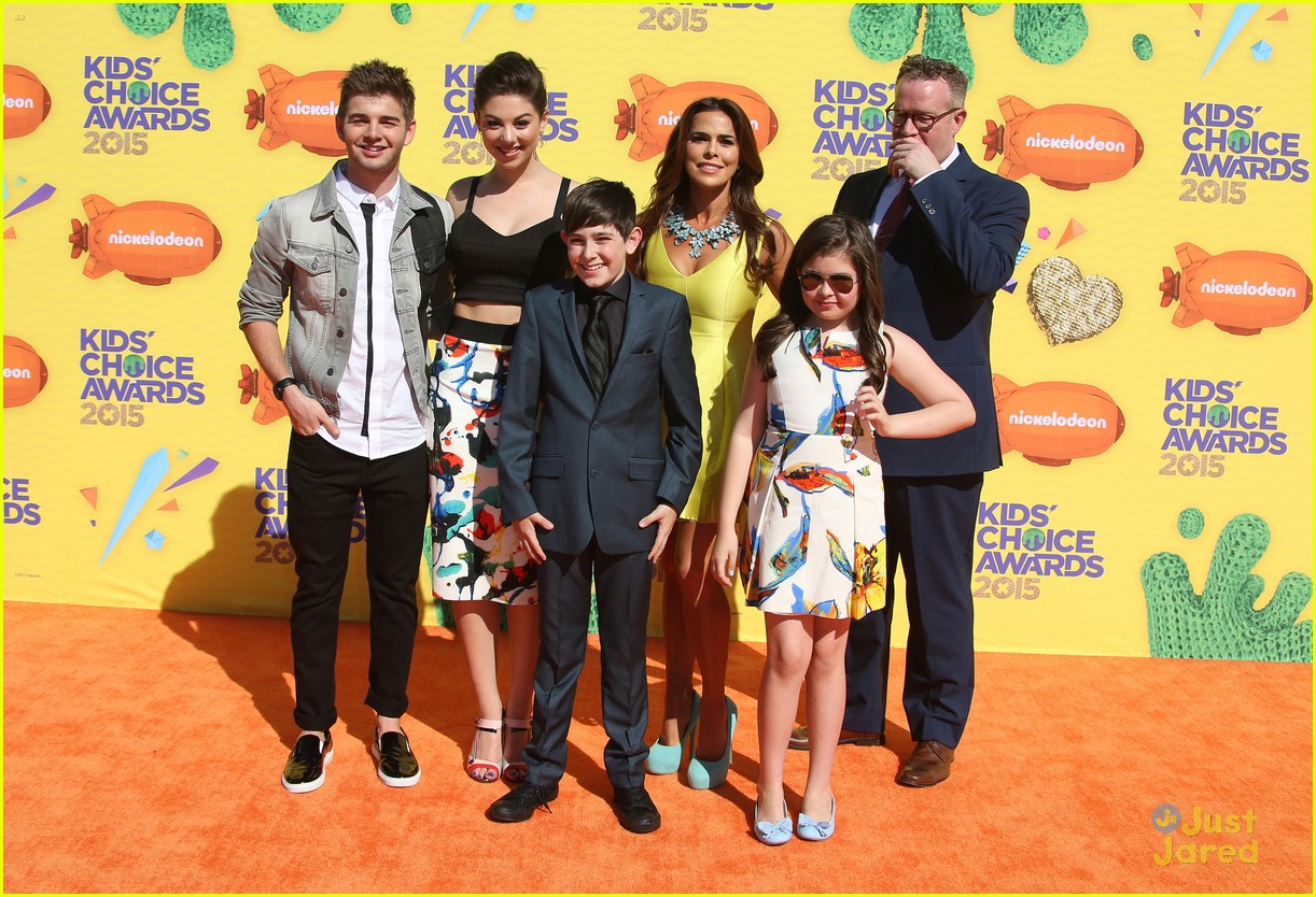 Sydney Park & Josh Peck Join Mo'Ne Davis at Kids Choice Awards