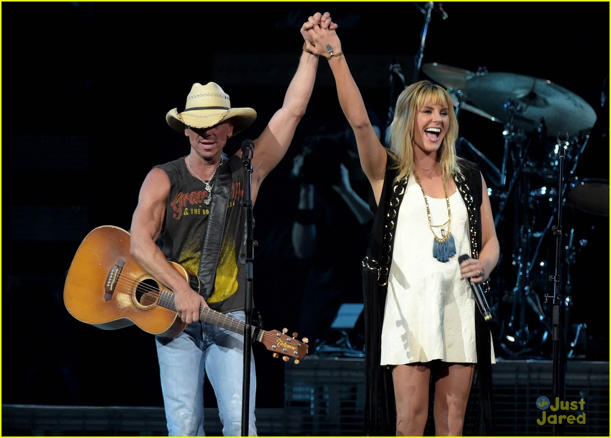 taylor swift kenny chesney tour