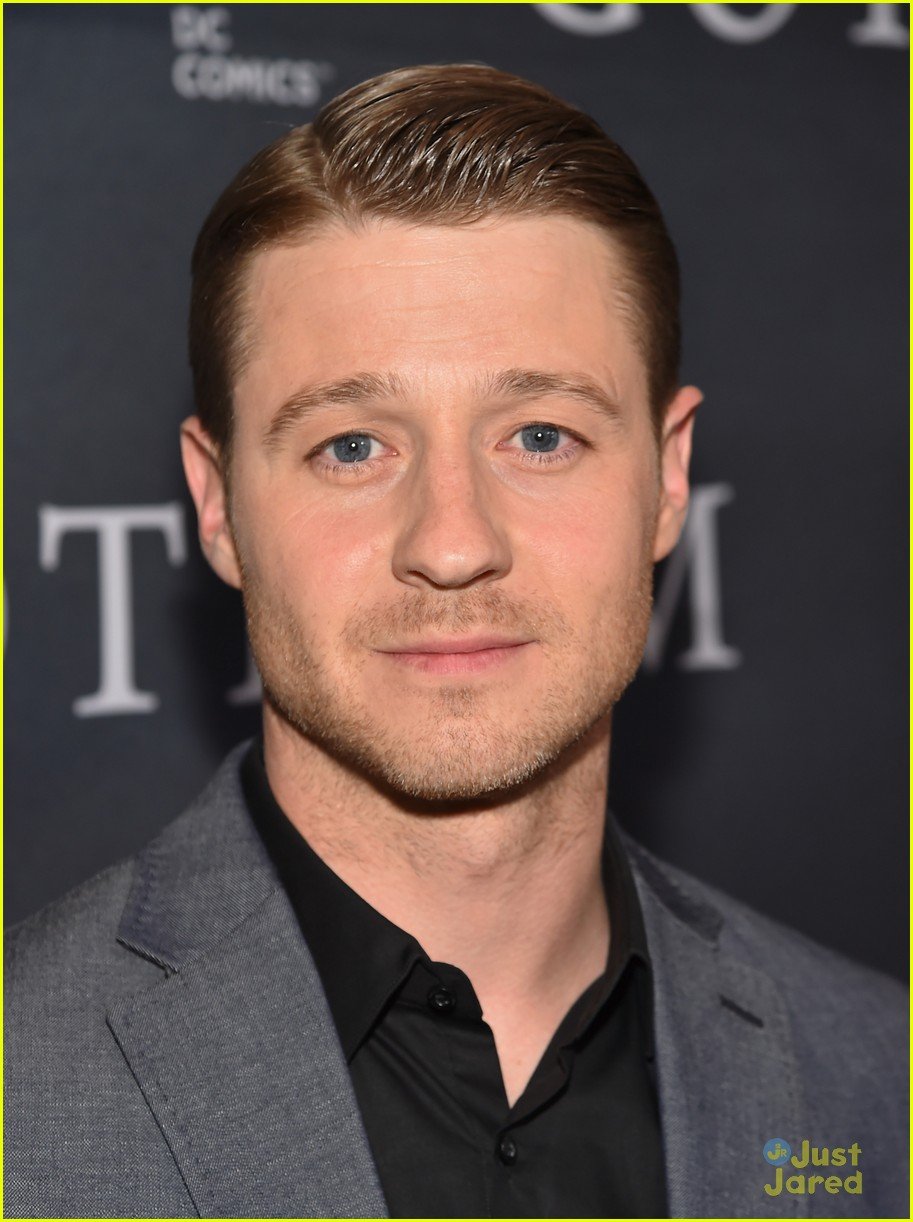 Ben McKenzie Might Already Have His Perfect Job With 'Gotham' | Photo ...