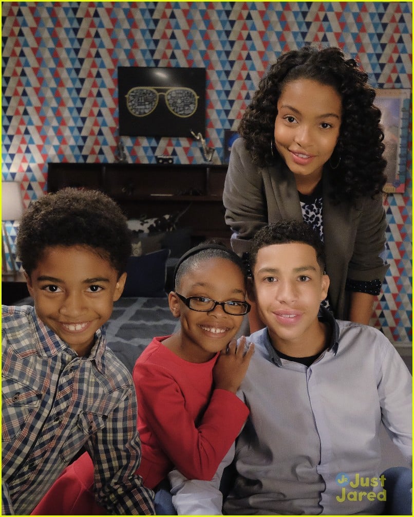 Full Sized Photo of yara shahidi blackish real world stills 15 | Zoey ...