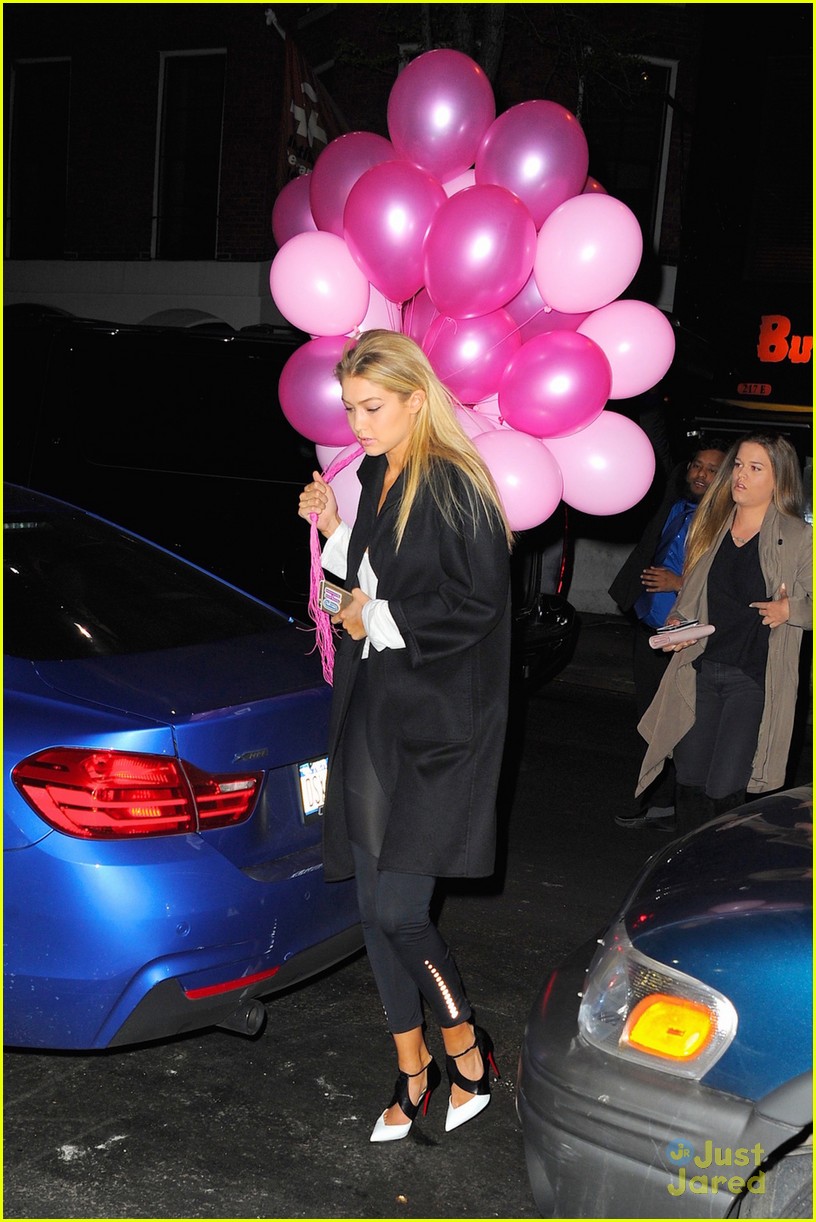 Full Sized Photo of gigi hadid celebrates birthday in nyc with kendall