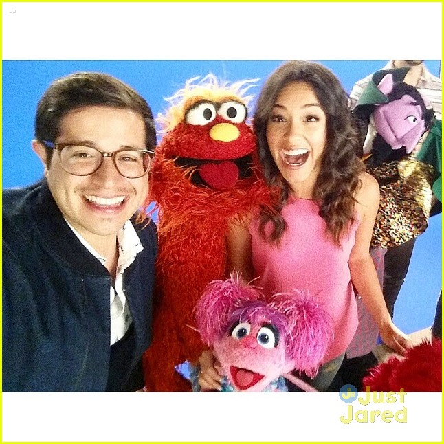 Full Sized Photo of gina rodriguez sesame street appearance 07 Gina