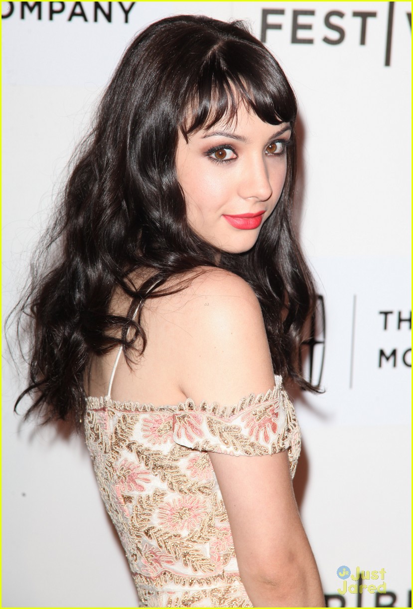 Hannah Marks Premieres Anesthesia At Tribeca Film Festival Photo Hannah Marks Pictures Just Jared Jr