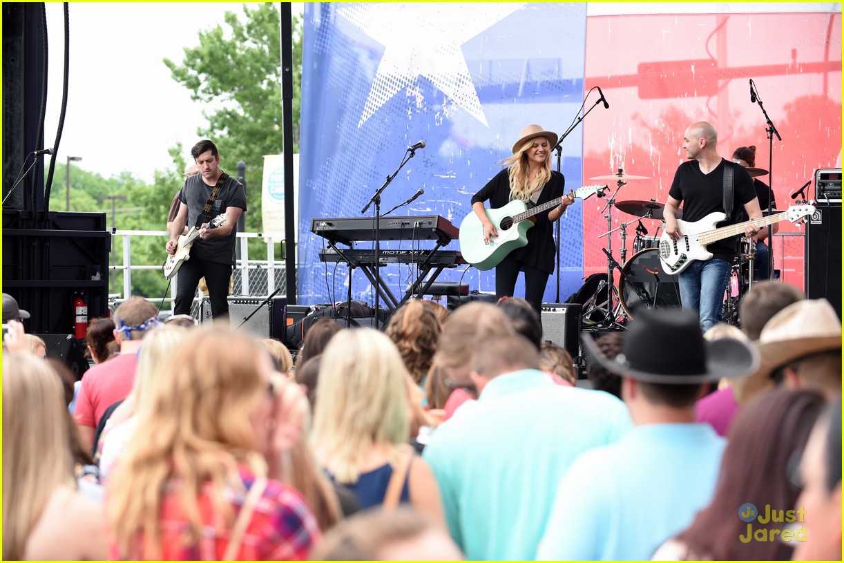 Full Sized Photo of kelsea ballerini acm party cause festival 11