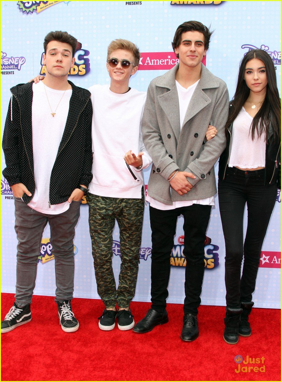 Full Sized Photo of leo howard august maturo more guys 2015 rdmas 40 ...