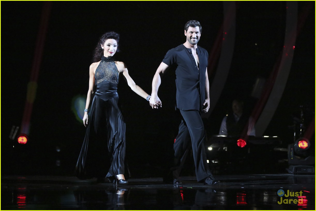 Full Sized Photo of meryl davis dwts anniversary interview 01 | Meryl ...