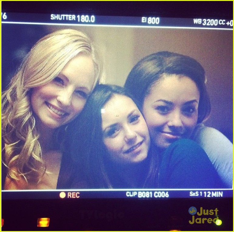 Nina Dobrev Says Goodbye to 'Vampire Diaries' Castmates in Photos From ...