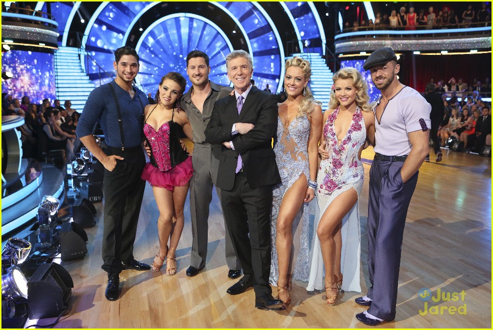 Val Chmerkovskiy & Witney Carson Announce 'DWTS Live Perfect Ten' Tour