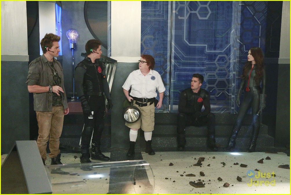 Full Sized Photo Of Lab Rats Bionic Island Under Siege Stills 08 Is The Bionic Island Under 1759