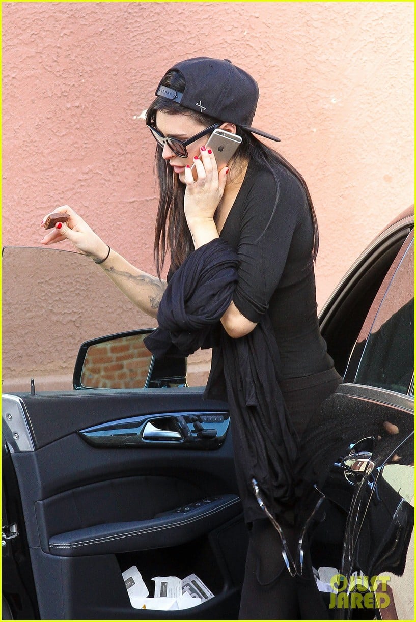 Rumer Willis Looks All Ready for Eras Night on 'DWTS'! Photo 805974