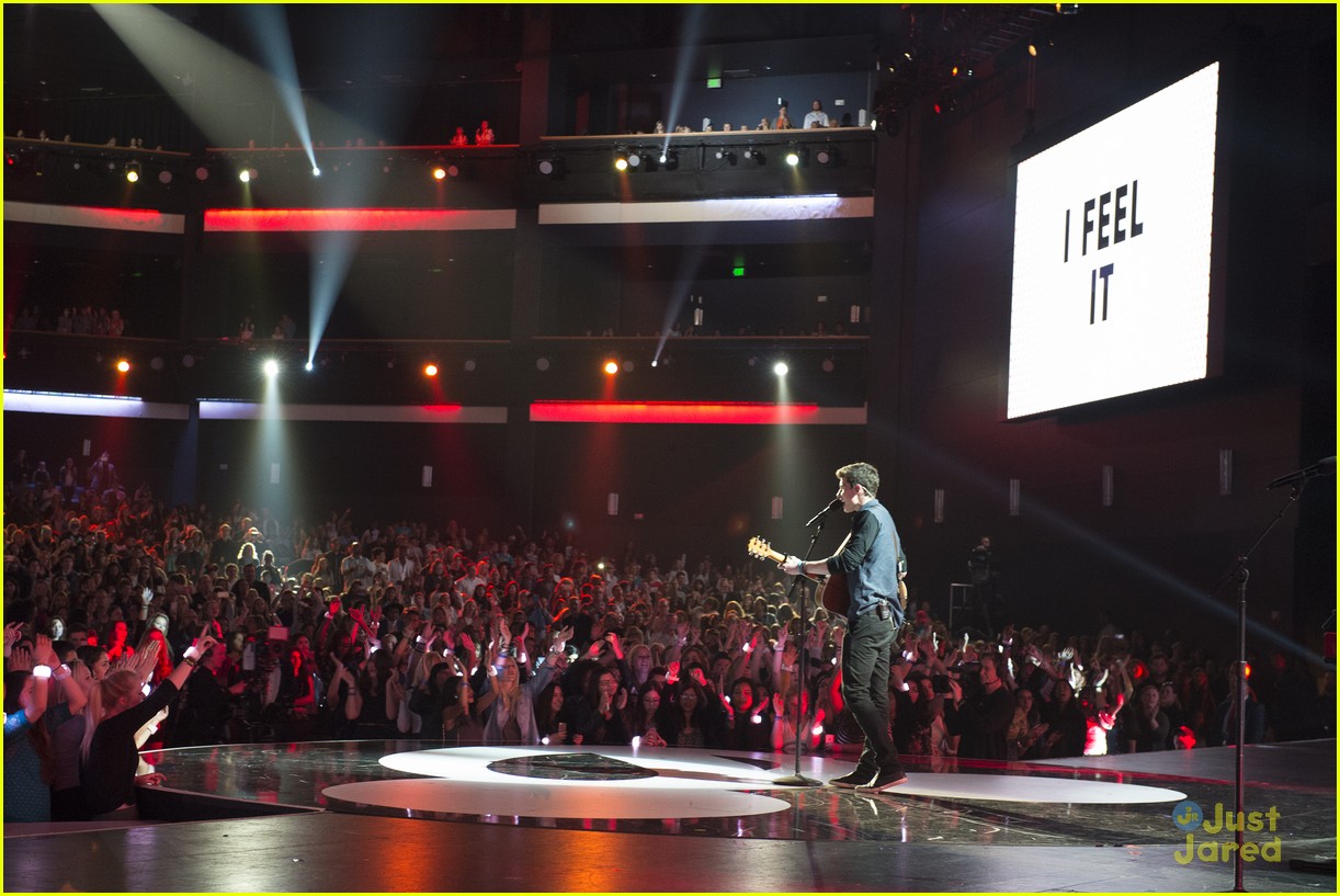 Full Sized Photo of shawn mendes nick jonas performance pics rdmas 14 Shawn Mendes & Nick