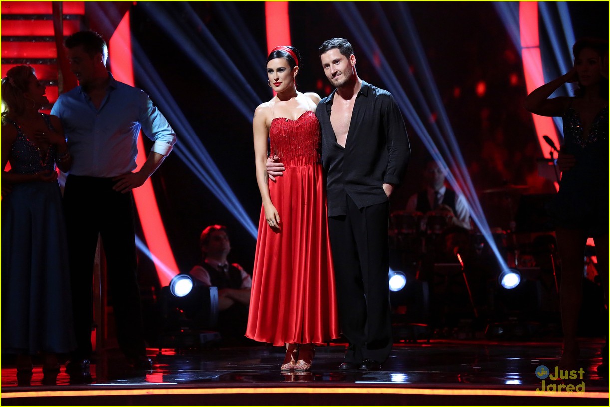 Rumer Willis & Val Chmerkovskiy Take on 60s Jive on 'DWTS' Photo