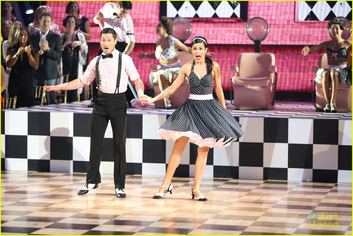 Rumer Willis & Val Chmerkovskiy Take on 60s Jive on 'DWTS' Photo