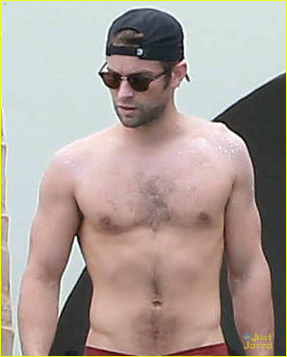 Chace Crawford Flaunts His Hot Body Poolside Photo 818359 Chace Crawford Shirtless Pictures Just Jared Jr